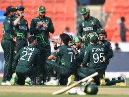 "Never Ending Love Story": Shikhar Dhawan Hilariously Trolls Pakistan Cricket Team's Fielding