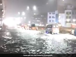 Traffic Jams, Waterlogging In Parts Of Bengaluru After Heavy Rains Traffic Jams, Waterlogging In Parts Of Bengaluru After Heavy Rains