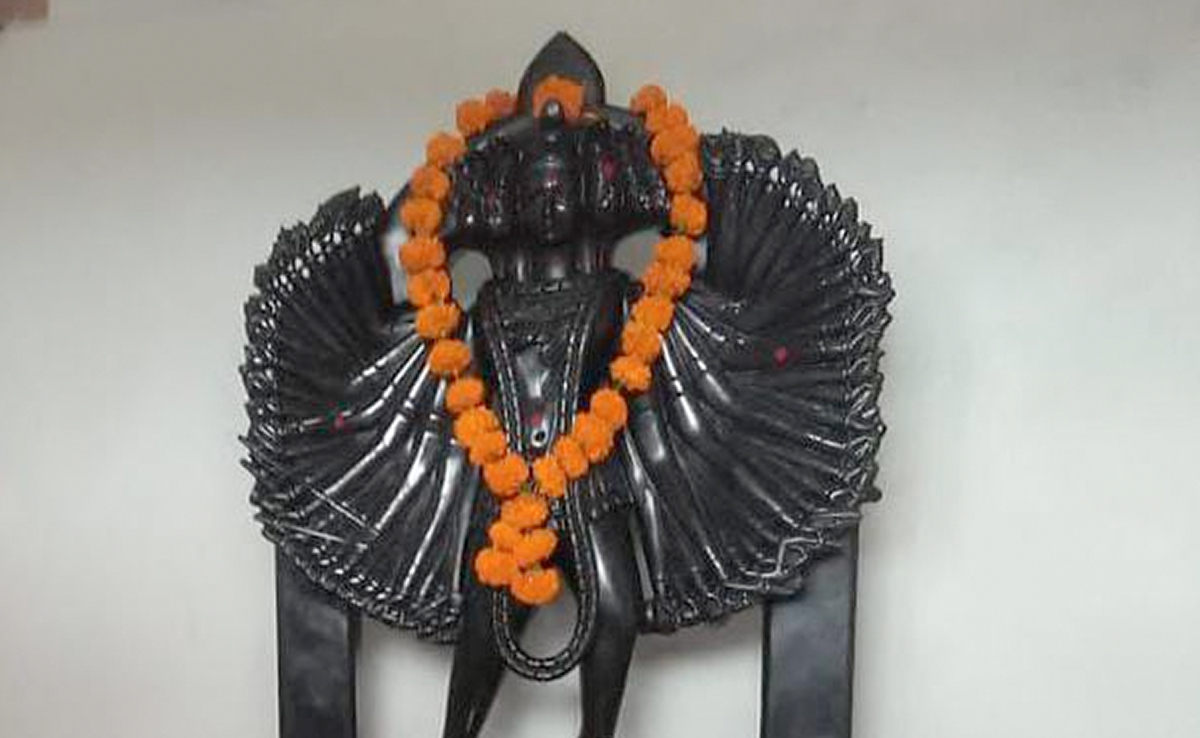 10 मस्तक और 54 हाथों वाली देवी की इकलौती प्रतिमा, 1857 में इन्हीं के आशीर्वाद से लोगों ने अंग्रेजों को पिला दिया था पानी