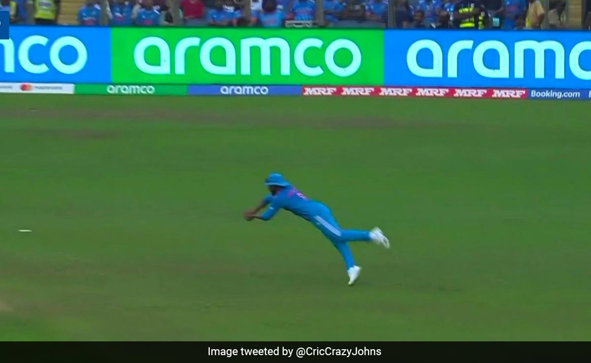 Ravindra Jadeja Catch viral: जडेजा ने किया चमत्कार, चौंकाने वाला कैच लेकर मांगने लगे मेडल, Video