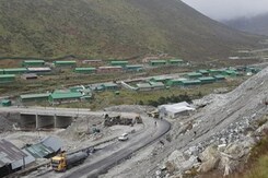 India Strengthens Position At LAC In Subtle Message To China India Strengthens Position At LAC In Subtle Message To China