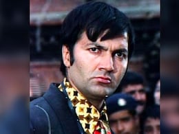 प्रेम चोपड़ा की छोटी बेटी हैं बला की खूबसूरत, इस एक्टर की हैं पत्नी, देखें 10 अनदेखी तस्वीरें प्रेम चोपड़ा की छोटी बेटी हैं बला की खूबसूरत, इस एक्टर की हैं पत्नी, देखें 10 अनदेखी तस्वीरें