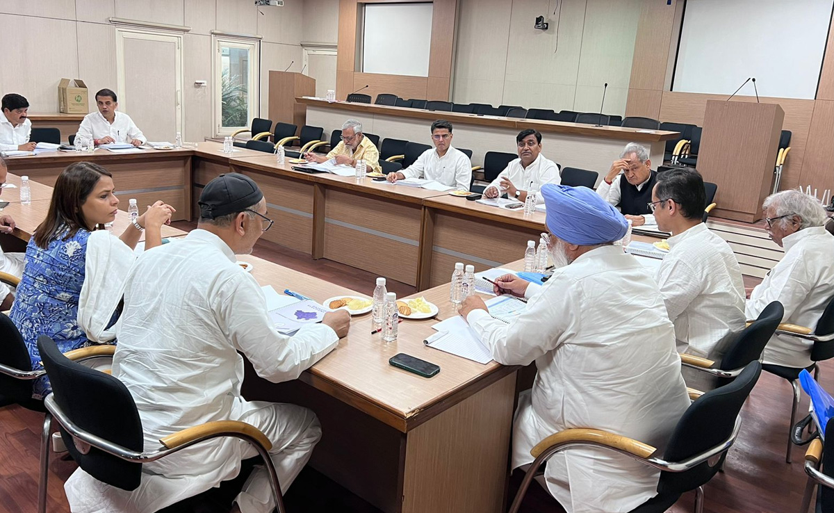 राजस्थान चुनावः कांग्रेस टिकट के लिए दिल्ली में साढ़े 4 घंटे तक चली मीटिंग, अब आलाकमान लेगा अंतिम फैसला