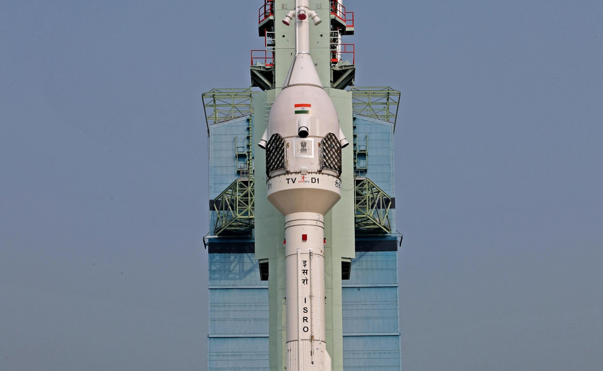 Gaganyaan Mission Launching: ISRO ने गगनयान मिशन के क्रू मॉड्यूल का किया सफल परीक्षण
