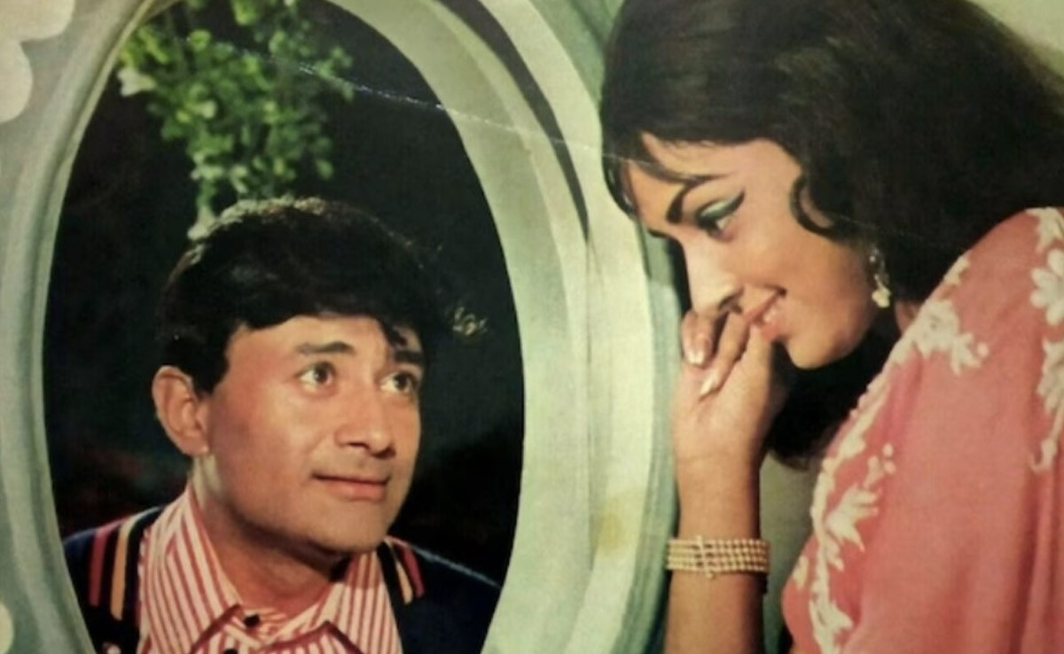 जब एक सीन के लिए देव आनंद की गोद में बैठने वाली थीं हेमा मालिनी....और इतने में चली गई बिजली