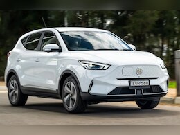 फेस्टिव सीजन में 1.5 लाख सस्ती हुई ये शानदार SUV, जानिए खासियत और कीमत 