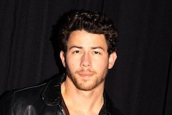 बेटी मालती की क्यूटनेस देख जमकर प्यार लुटाते दिखे फैंस, देखें वीडियो