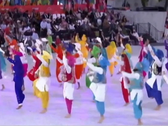 World Leaders Attend Mega Art Of Living Festival