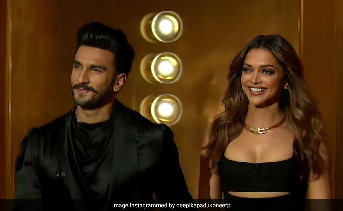 Deepika Padukone And Ranveer Singh Twin In Black In Stylish Start To Koffee With Karan Season 8