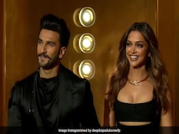 Deepika Padukone And Ranveer Singh Twin In Black In Stylish Start To Koffee With Karan Season 8 Deepika Padukone And Ranveer Singh Twin In Black In Stylish Start To Koffee With Karan Season 8