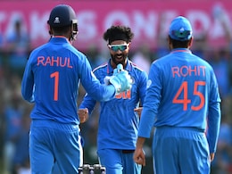 IND vs NZ WC: न्यूजीलैंड के खिलाफ मैच से पहले टीम इंडिया की बढ़ी मुश्किलें, पांड्या के बाद जड्डू हुए चोटिल IND vs NZ WC: न्यूजीलैंड के खिलाफ मैच से पहले टीम इंडिया की बढ़ी मुश्किलें, पांड्या के बाद जड्डू हुए चोटिल