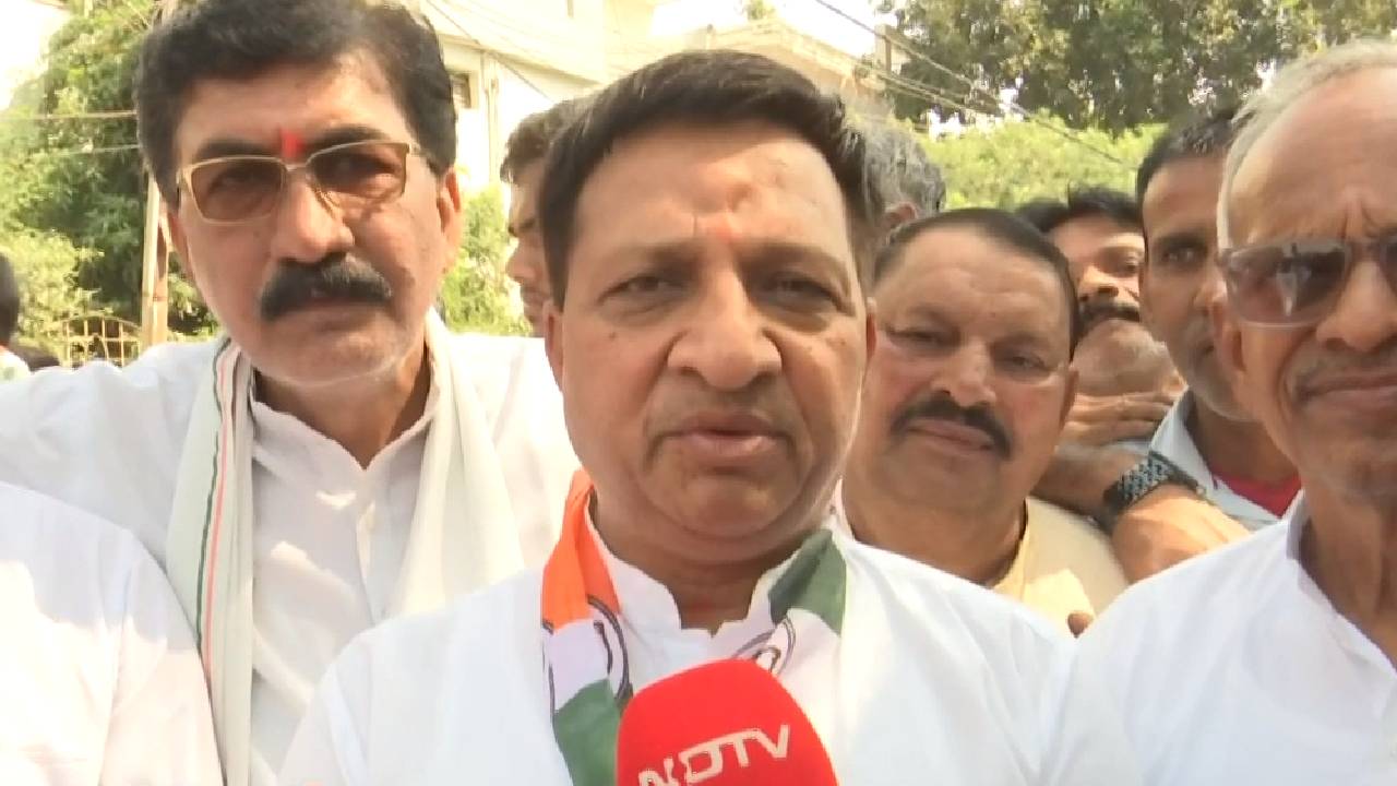 MP Election: चुनाव से पहले बीजेपी को लगा बड़ा झटका, सुरेंद्र जैन कांग्रेस में हुए शामिल