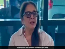 Neena Gupta Denied Access To Bareilly Airport Reserved Lounge For Not Being "VIP" Neena Gupta Denied Access To Bareilly Airport Reserved Lounge For Not Being "VIP"