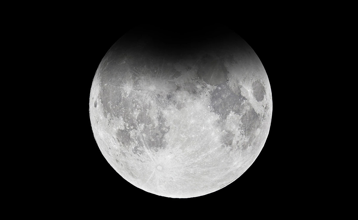 Chandra Grahan 2023: कितने बजे शुरू होगा साल का आखिरी चंद्र ग्रहण? भारत में भी दिखेगा नजारा, जानें सटीक समय