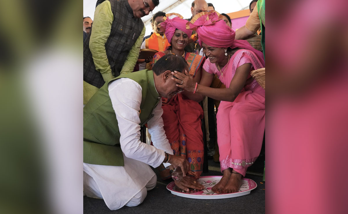 BJP, Congress To Fight For Women's Votes In 29 Madhya Pradesh Seats