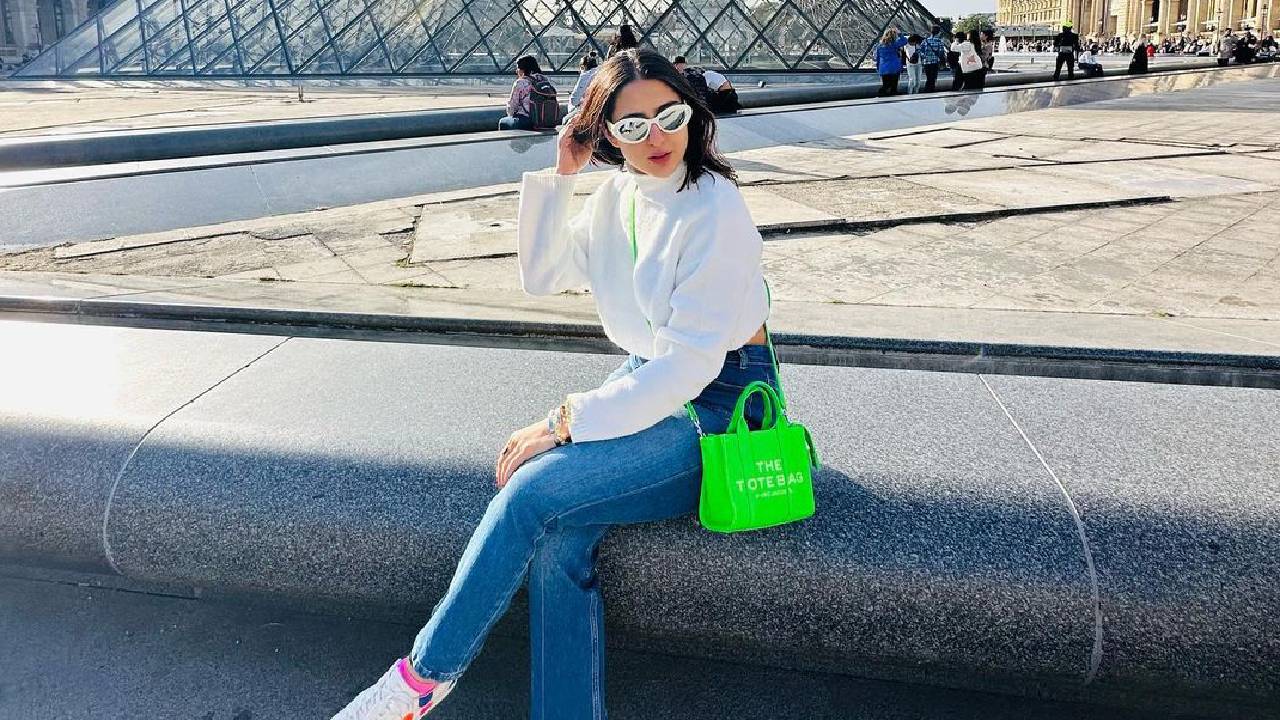 सारा ने शेयर की पेरिस वेकेशन की तस्वीरें, एक्ट्रेस का दिखा कूल अंदाज़