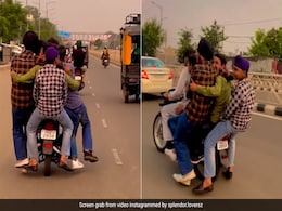 स्टंट या खिलवाड़! एक स्प्लेंडर पर सवार थे 7 लड़के, Video देख हैरान हुए लोग, बोले- इतने तो चार पहिया में भी नहीं आएंगे... स्टंट या खिलवाड़! एक स्प्लेंडर पर सवार थे 7 लड़के, Video देख हैरान हुए लोग, बोले- इतने तो चार पहिया में भी नहीं आएंगे...