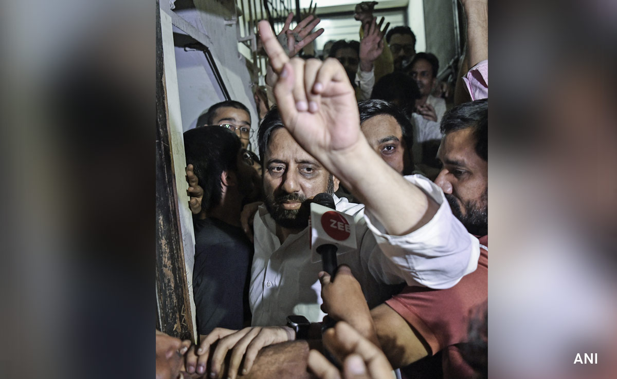 Just Took Away My Mobile: AAP MLA After Enforcement Directorate Raid