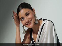 आलिया भट्ट की 100 करोड़ी फिल्म ने 200 करोड़ पार की थी कमाई, जीते 12 अवॉर्ड लेकिन नहीं थी डायरेक्ट की पहली पसंद आलिया भट्ट की 100 करोड़ी फिल्म ने 200 करोड़ पार की थी कमाई, जीते 12 अवॉर्ड लेकिन नहीं थी डायरेक्ट की पहली पसंद