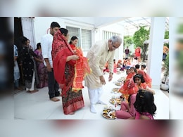 महानवमी पर CM बघेल ने लिया कन्याओं का आशीर्वाद, कांग्रेस की जीत पर जताया भरोसा 