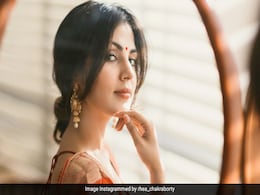 Rhea Chakraborty: रिया चक्रवर्ती ने विजयादशमी के मौके पर पहनी दादी की 100 साल पुरानी साड़ी, देखें PHOTOS Rhea Chakraborty: रिया चक्रवर्ती ने विजयादशमी के मौके पर पहनी दादी की 100 साल पुरानी साड़ी, देखें PHOTOS