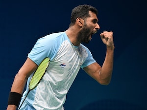 Malaysia Open Badminton: HS Prannoy, Malvika Bansod Enter Pre-Quarters