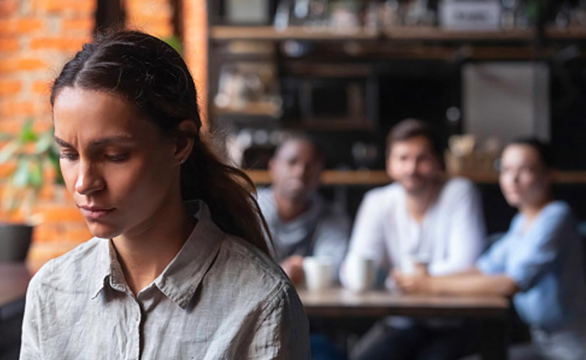 Personality care tips : ये आदतें बताती हैं कि आप हैं डरपोक और कमजोर