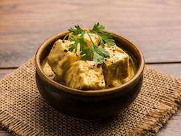 Handi Paneer: डिनर में चाहते हैं कुछ स्वादिष्ट बनाना तो एक बार जरूर ट्राई करें हांडी पनीर Handi Paneer: डिनर में चाहते हैं कुछ स्वादिष्ट बनाना तो एक बार जरूर ट्राई करें हांडी पनीर