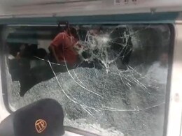 Jaipur-Udaipur intercity: ट्रेन पर पथराव होने से टूटा एसी कोच का कांच, तीसरी बार हुई ऐसी घटना
