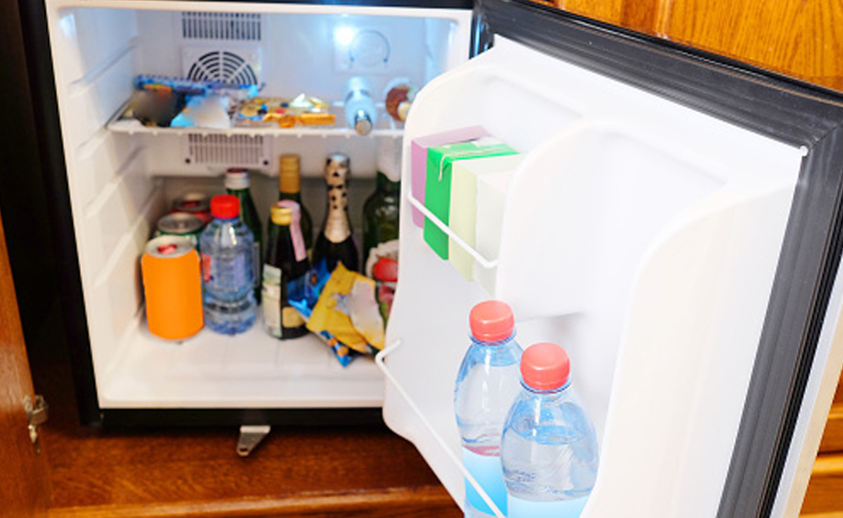 Kitchen Tips: भूलकर भी फ़्रिज में न रखें ये चीजें, स्वाद के साथ सेहत पर भी पड़ता हैं बुरा असर