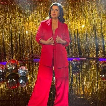 "In The Mood For..." - Farah Khan Whipped Up This Cheesy Delight At Home - Vimarsana News