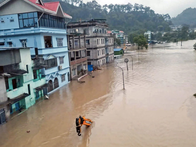 10 Dead, 82 Missing In Sikkim Flash Flood, Missing Armyman Rescued