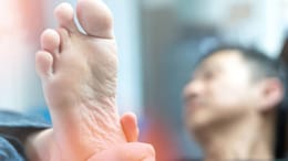 Arthritis: Monsoon Weather Might Cause Inflammation In Your Joints; Here's What To Do