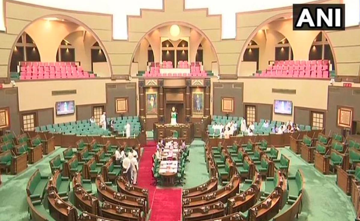 MP ADR Report: मध्यप्रदेश में 93 विधायकों पर है क्रिमिनल केस, 81% हैं करोड़पति...ADR की रिपोर्ट में और क्या है ?