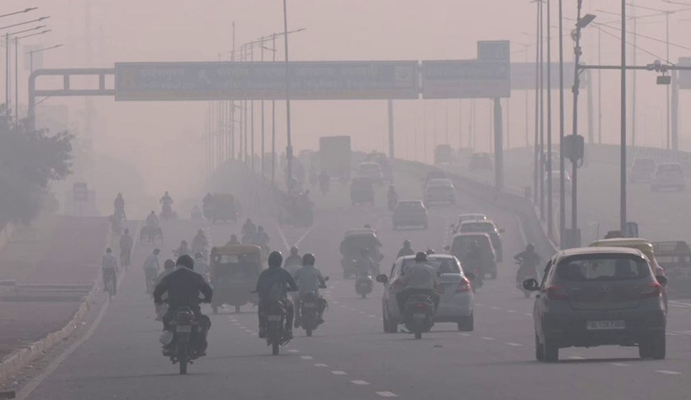 Delhi Minister Jabs Officials As 'Very Poor' Air Quality Activates Curbs