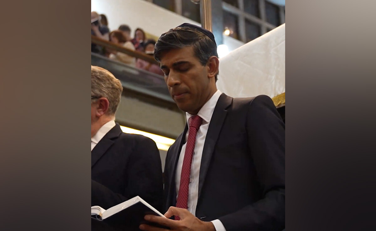 "People Who Support Hamas...": Rishi Sunak's Israel Prayer At UK Synagogue