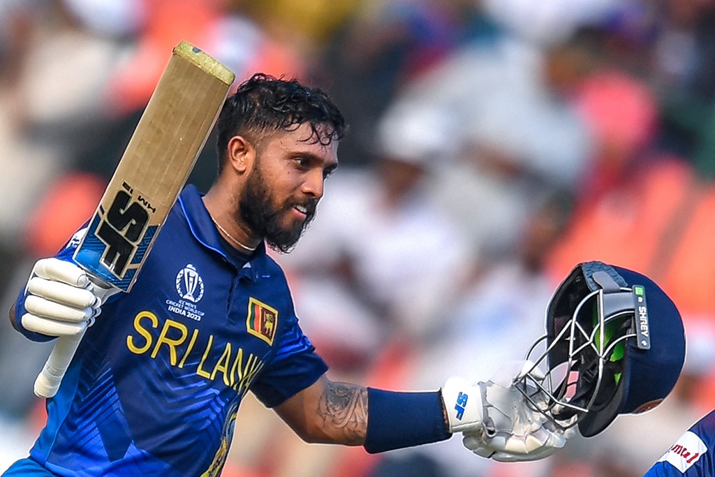 "मुझे अपने बल्लेबाजों.." श्रीलंका को मिली लगातार तीसरी हार, कप्तान ने इन पर फोड़ा ठीकरा