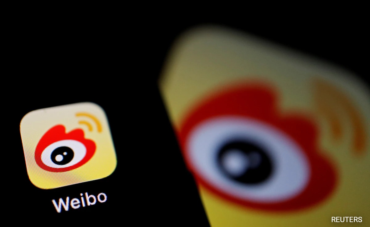 China Extends Social Media Sanctions To Include Weibo, Kuaishou