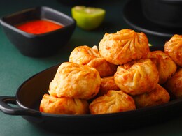 Viral: Man Cites Partner's Love For Momos Among Reasons For Break-Up, Internet Reacts