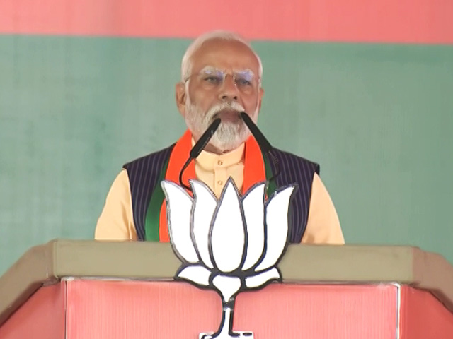 झारखंड के खूंटी में पीएम मोदी ने दी हजारों करोड़ की परियोजनाओं की सौगात, कहा- देश हमेशा आदिवासी योद्धाओं का ऋणी रहेगा