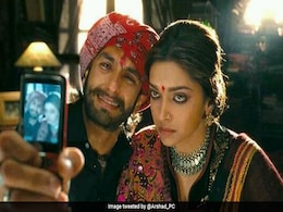 <i>Ram-Leela</i> Star Gulshan Devaiah Reveals How The Deepika Padukone-Ranveer Singh Romance Progressed <i>Ram-Leela</i> Star Gulshan Devaiah Reveals How The Deepika Padukone-Ranveer Singh Romance Progressed