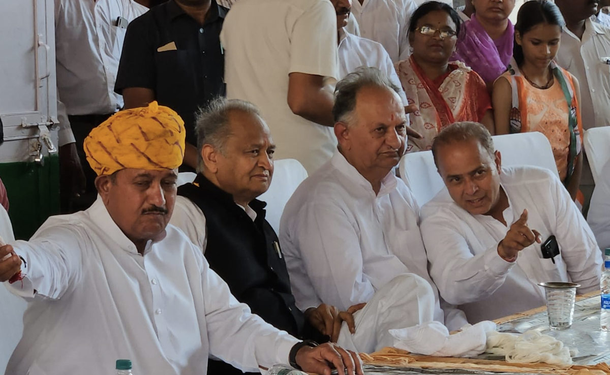 45 साल से CM गहलोत के क़रीबी रहे रामेश्वर दाधीच ने छोड़ी कांग्रेस, सूरसागर से टिकट नहीं मिलने से थे नाराज़