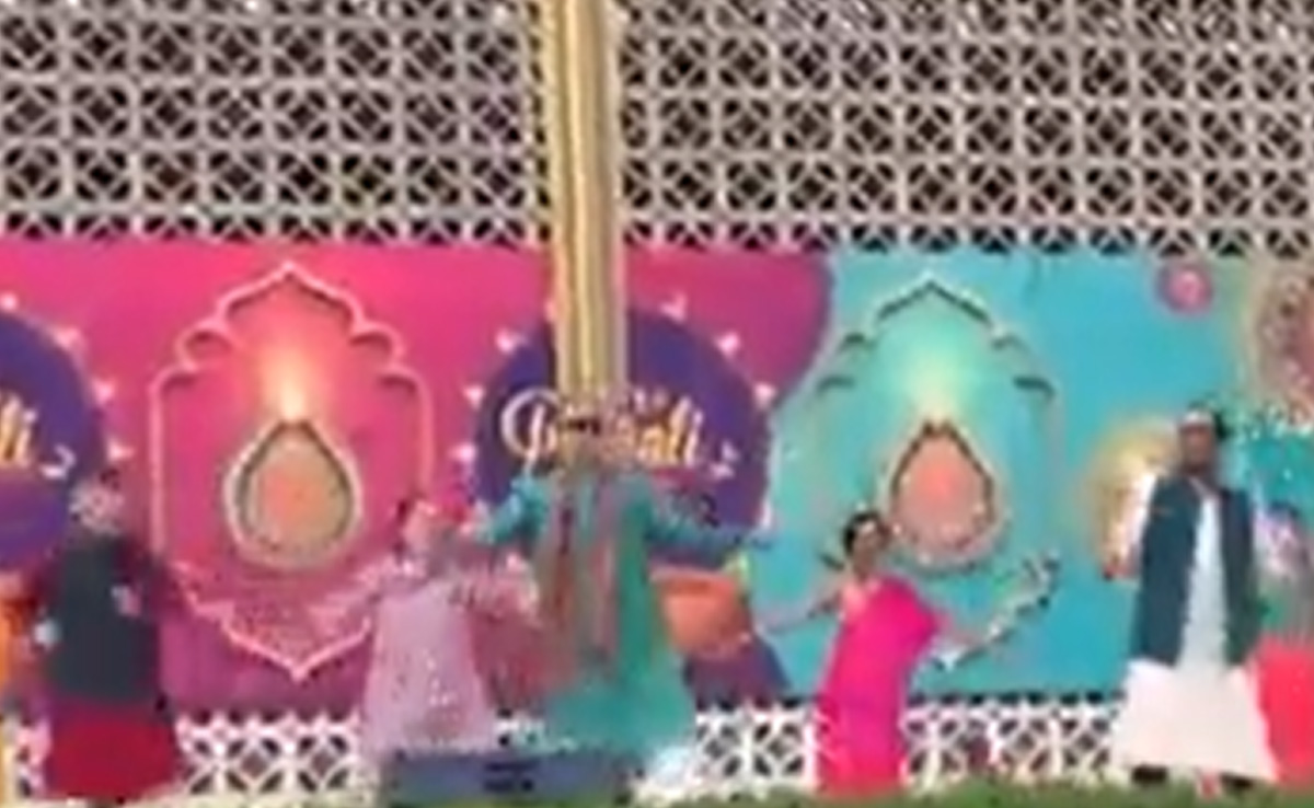 At US Embassy's Diwali Celebrations, US Envoy's 'Chaiyya Chaiyya' Surprise
