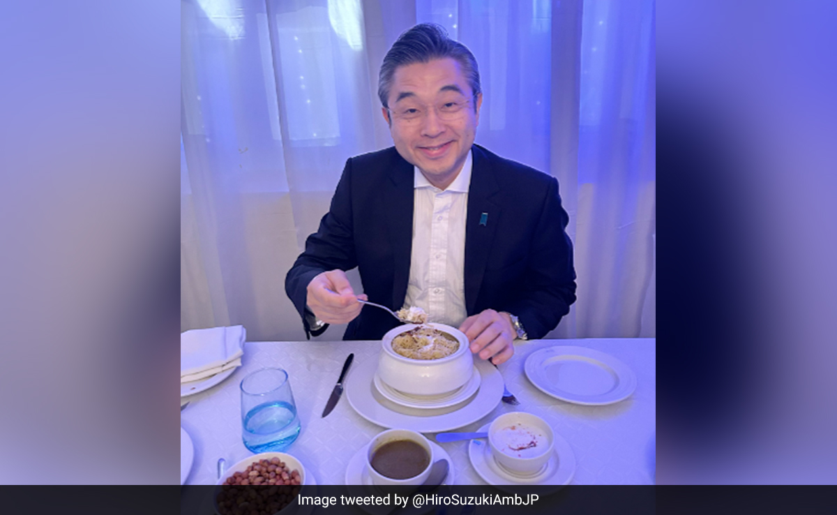 Japan Ambassador Relishes Biryani In Lucknow, Calls It ''Simply The Best''