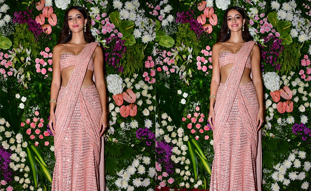 How Do You Look Away From Ananya Panday In A Blush Pink Strapless <i>Saree</i>? Exactly, You Can't