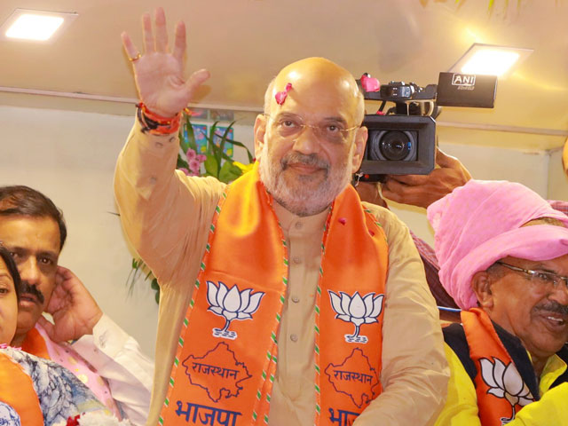 राजस्थान में सरकार के गठन को लेकर हलचल तेज, संसदीय कार्य मंत्री प्रह्लाद जोशी ने अमित शाह से की मुलाकात