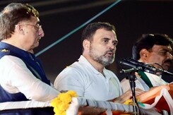 कांग्रेस नेता राहुल गांधी ने मध्य प्रदेश के सतना में मोदी सरकार पर साधा निशाना कांग्रेस नेता राहुल गांधी ने मध्य प्रदेश के सतना में मोदी सरकार पर साधा निशाना