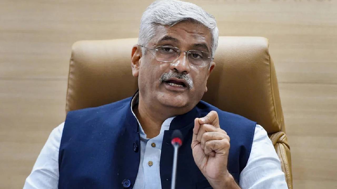 गजेंद्र शेखावत का कांग्रेस पर हमला, कहा- 'कांग्रेस ने 5 साल तक गरीबों का पैसा लूटा'