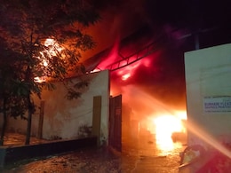 प्लास्टिक कट्टा, केमिकल फैक्ट्री में लगी भीषण आग, लाखों का माल हुआ खाक