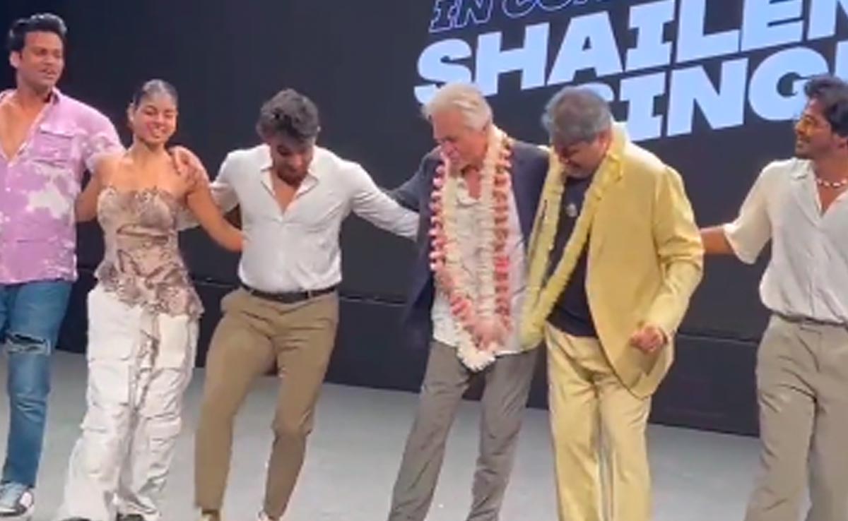 IFFI 2023: Michael Douglas Dances To <i>RRR</i> Song <i>Naatu Naatu</i>. Watch